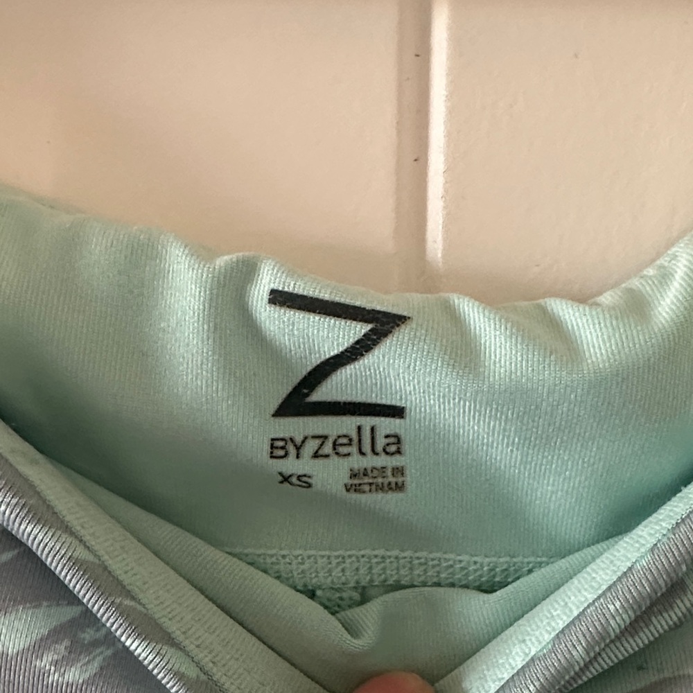 Zella Mint and Gray Patterned Leggings - Picture 2 of 4